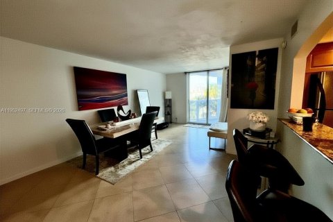 Condominio en venta en Miami Beach, Florida, 2 dormitorios, 127.09 m2 № 2153195 - foto 6
