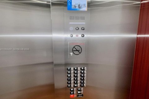Condominio en venta en Miami Beach, Florida, 2 dormitorios, 127.09 m2 № 2153195 - foto 18