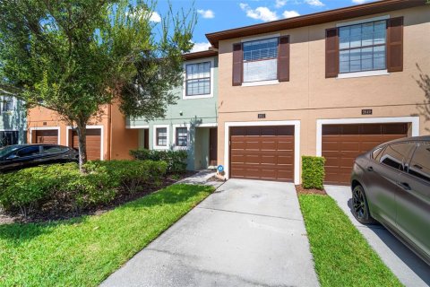 Townhouse in Brandon, Florida 3 bedrooms, 136.85 sq.m. № 1872991 - photo 1
