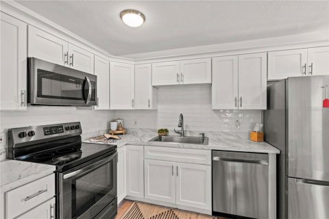 House in Clearwater, Florida 2 bedrooms, 82.13 sq.m. № 1795624 - photo 20