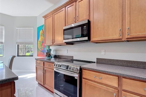 Villa ou maison à vendre à Poinciana, Floride: 2 chambres, 229.56 m2 № 1838530 - photo 16