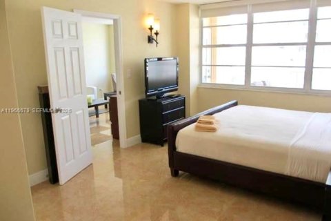 Condo in Aventura, Florida, 1 bedroom  № 2043130 - photo 2