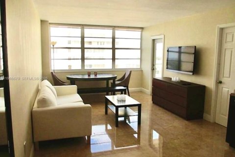Condo in Aventura, Florida, 1 bedroom  № 2043130