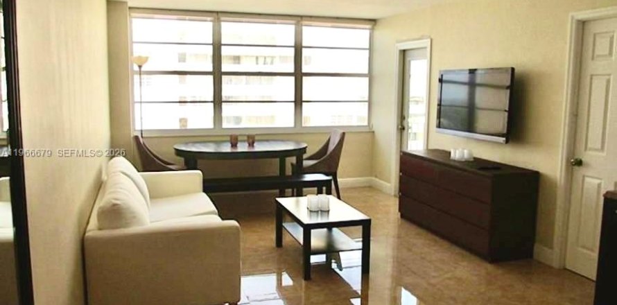 Condo in Aventura, Florida, 1 bedroom  № 2043130