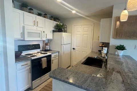 Copropriété à louer à Bradenton, Floride: 2 chambres, 92.9 m2 № 1780934 - photo 2