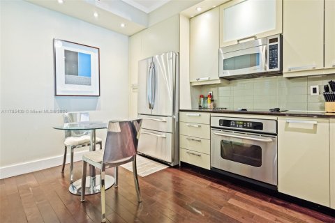Condo in Aventura, Florida, 2 bedrooms  № 1864733 - photo 14