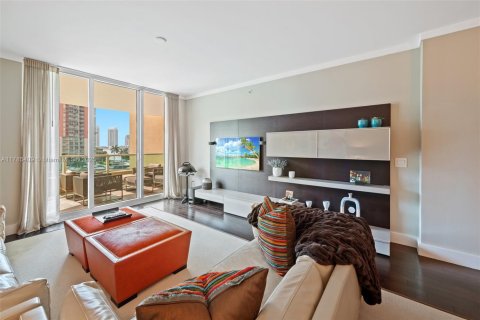 Condo in Aventura, Florida, 2 bedrooms  № 1864733 - photo 9
