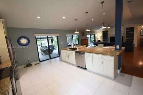 Casa en venta en Davie, Florida, 4 dormitorios, 177.26 m2 № 2035884 - foto 20