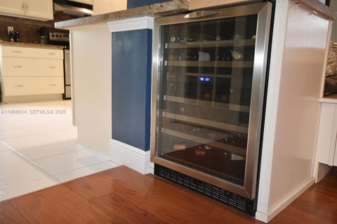 Casa en venta en Davie, Florida, 4 dormitorios, 177.26 m2 № 2035884 - foto 22