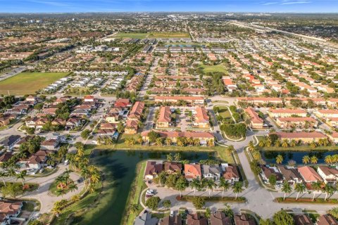 Adosado en venta en Homestead, Florida, 4 dormitorios, 150.13 m2 № 1472668 - foto 28