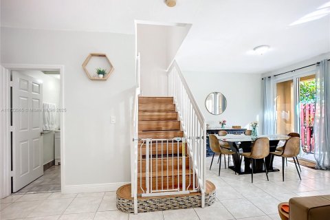 Adosado en venta en Homestead, Florida, 4 dormitorios, 150.13 m2 № 1472668 - foto 9