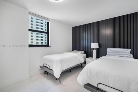 Condominio en venta en Miami Beach, Florida, 2 dormitorios, 83.8 m2 № 2168429 - foto 15