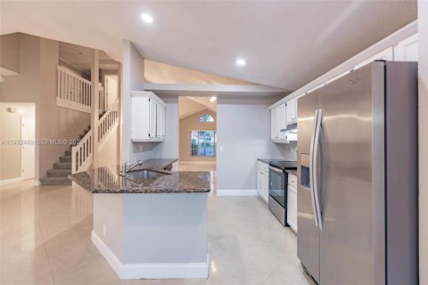 Купить виллу или дом в Веллингтон, Флорида 6 комнат, 191.01м2, № 1996416 - фото 18