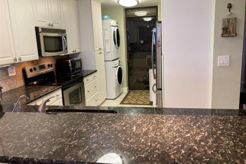 Condominio en venta en Madeira Beach, Florida, 2 dormitorios, 102.19 m2 № 1535617 - foto 15