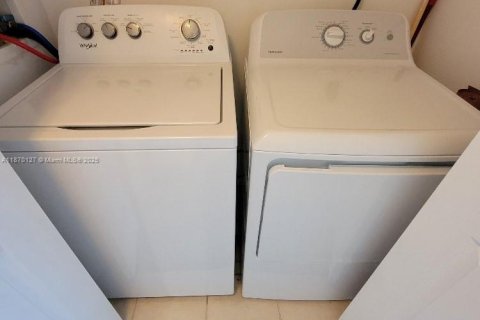 Copropriété à louer à Miramar, Floride: 1 chambre, 67.82 m2 № 1897049 - photo 13