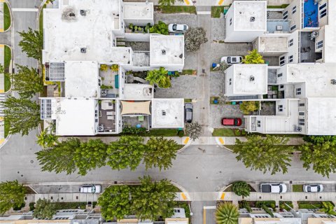 Propiedad comercial en alquiler en Doral, Florida, 1 dormitorio № 2026449 - foto 25