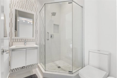 Propiedad comercial en alquiler en Doral, Florida, 1 dormitorio № 2026449 - foto 13