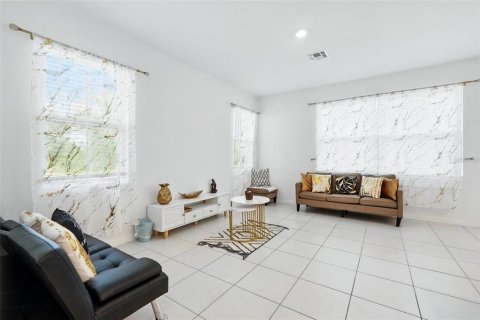 Adosado en alquiler en Davenport, Florida, 3 dormitorios, 152.36 m2 № 1678392 - foto 15