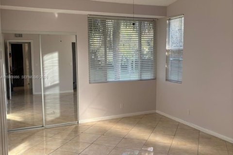 Condo in Coconut Creek, Florida, 1 bedroom  № 2009634 - photo 14