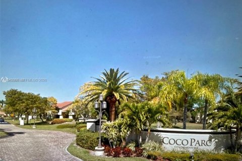 Condominio en alquiler en Coconut Creek, Florida, 1 dormitorio, 67.82 m2 № 2009634 - foto 3