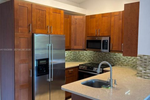 Condo in Coconut Creek, Florida, 1 bedroom  № 2009634 - photo 11