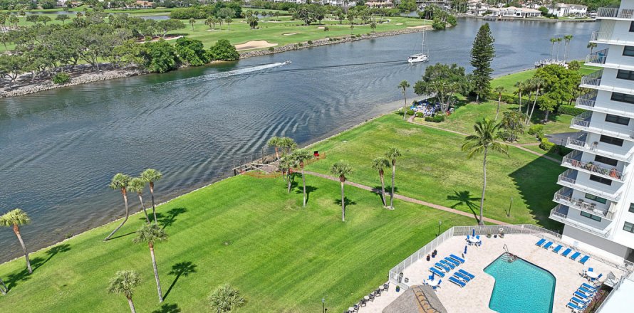 Condominio en North Palm Beach, Florida, 2 dormitorios  № 1051398