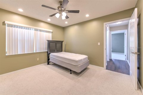 House in Sun City Center, Florida 3 bedrooms, 242.1 sq.m. № 2195778 - photo 27