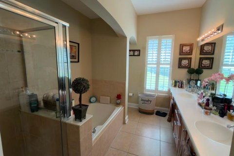 Copropriété à vendre à Celebration, Floride: 4 chambres, 185.99 m2 № 2291854 - photo 13