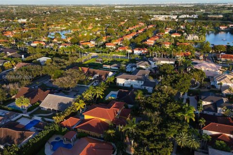 Villa ou maison à vendre à Miami Lakes, Floride: 3 chambres, 227.52 m2 № 1995271 - photo 23