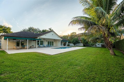 Villa ou maison à vendre à Miami Lakes, Floride: 3 chambres, 227.52 m2 № 1995271 - photo 6