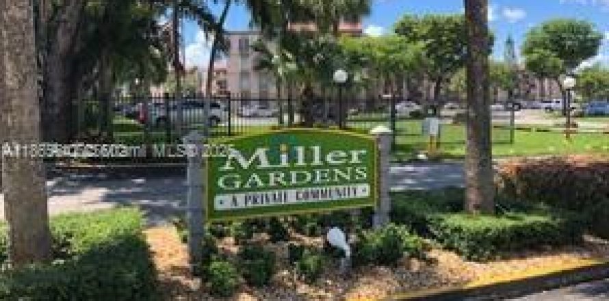 Condo in Miami, Florida, 2 bedrooms № 1897451