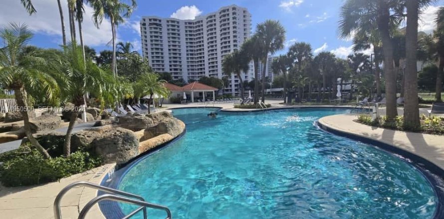 Condo in Aventura, Florida, 2 bedrooms  № 2008664