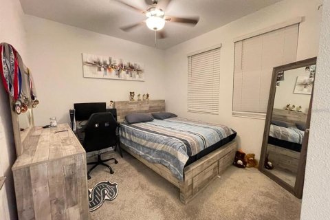 House in Kissimmee, Florida 3 bedrooms, 167.41 sq.m. № 2155703 - photo 22