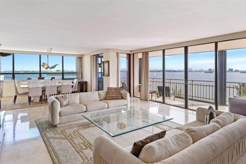 Copropriété à vendre à Miami, Floride: 3 chambres, 255.39 m2 № 1923834 - photo 1