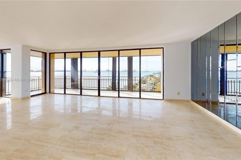 Copropriété à vendre à Miami, Floride: 3 chambres, 255.39 m2 № 1923834 - photo 10