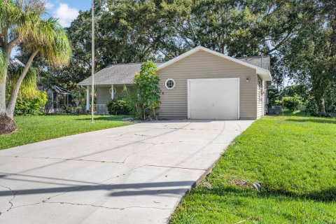 Casa en venta en Port St. Lucie, Florida, 2 dormitorios, 92.72 m2 № 1872348 - foto 4