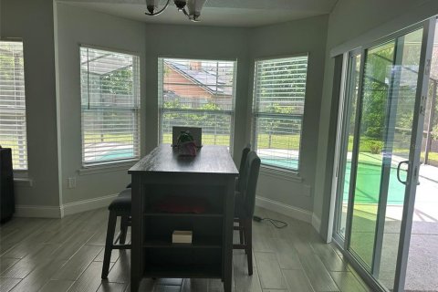 Casa en alquiler en Orlando, Florida, 4 dormitorios, 150.5 m2 № 1847965 - foto 5