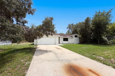 House in Deltona, Florida 4 bedrooms, 179.86 sq.m. № 2201097