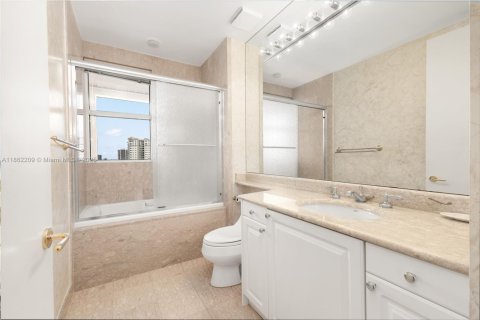 Купить кондоминиум в Авентура, Флорида 3 спальни, 283.35м2, № 1957605 - фото 17