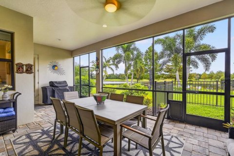 Villa ou maison à vendre à Sarasota, Floride: 3 chambres, 228.91 m2 № 2405651 - photo 8