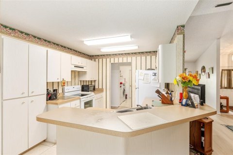 House in Ocala, Florida 3 bedrooms, 160.81 sq.m. № 1895014 - photo 20