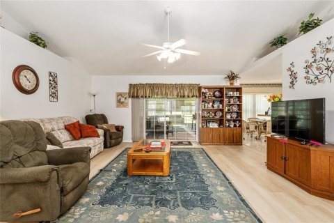 House in Ocala, Florida 3 bedrooms, 160.81 sq.m. № 1895014 - photo 10
