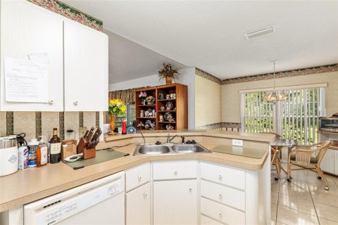 House in Ocala, Florida 3 bedrooms, 160.81 sq.m. № 1895014 - photo 19