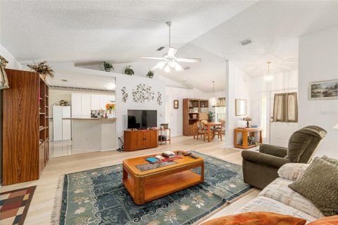 House in Ocala, Florida 3 bedrooms, 160.81 sq.m. № 1895014 - photo 13