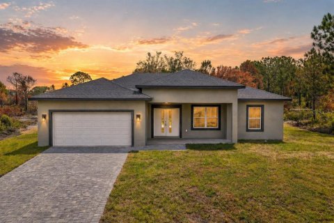 House in Sebring, Florida 3 bedrooms, 142.05 sq.m. № 2219025