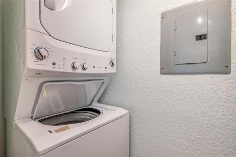 Condominio en venta en Palm Harbor, Florida, 1 dormitorio, 109.44 m2 № 1792871 - foto 22