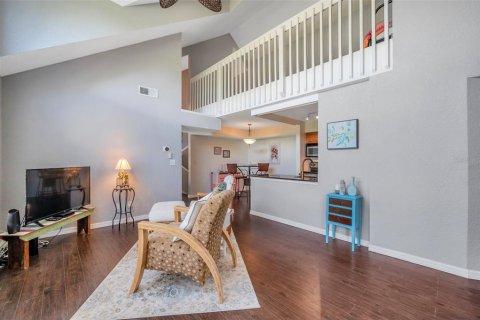 Condominio en venta en Palm Harbor, Florida, 1 dormitorio, 109.44 m2 № 1792871 - foto 8