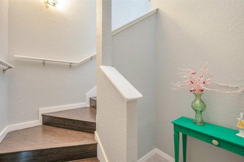 Condominio en venta en Palm Harbor, Florida, 1 dormitorio, 109.44 m2 № 1792871 - foto 6
