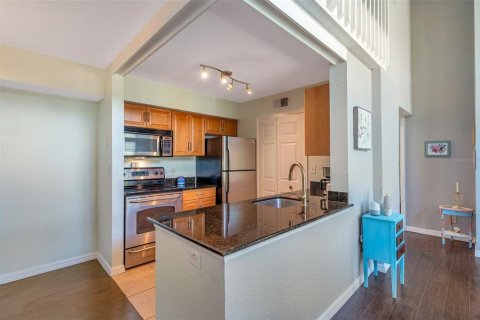Condominio en venta en Palm Harbor, Florida, 1 dormitorio, 109.44 m2 № 1792871 - foto 15