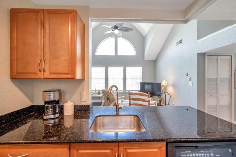 Condominio en venta en Palm Harbor, Florida, 1 dormitorio, 109.44 m2 № 1792871 - foto 20